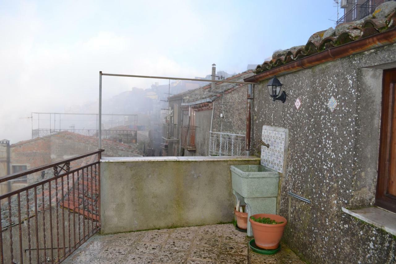 Casa Panoramica Castelverde San Mauro Castelverde エクステリア 写真